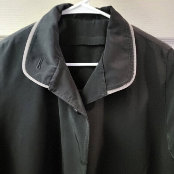 Vintage Regent Park Womens Long Black Coat With Unique Button Detail- SZ 10 - Picture 9 of 9